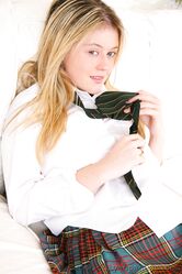 А соски не покажу!