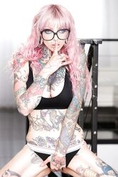 Чернильная красавица