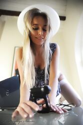 Я бы Родину за такую попу предал