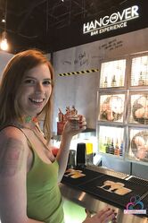 Преодолеть барьер скромности