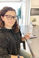 Я бы навел на твою жопку оптический прицел