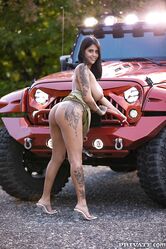 Баба должна сосать с полной самоотдачей