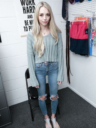 Вы наверное очень хотите чтобы я разделась?